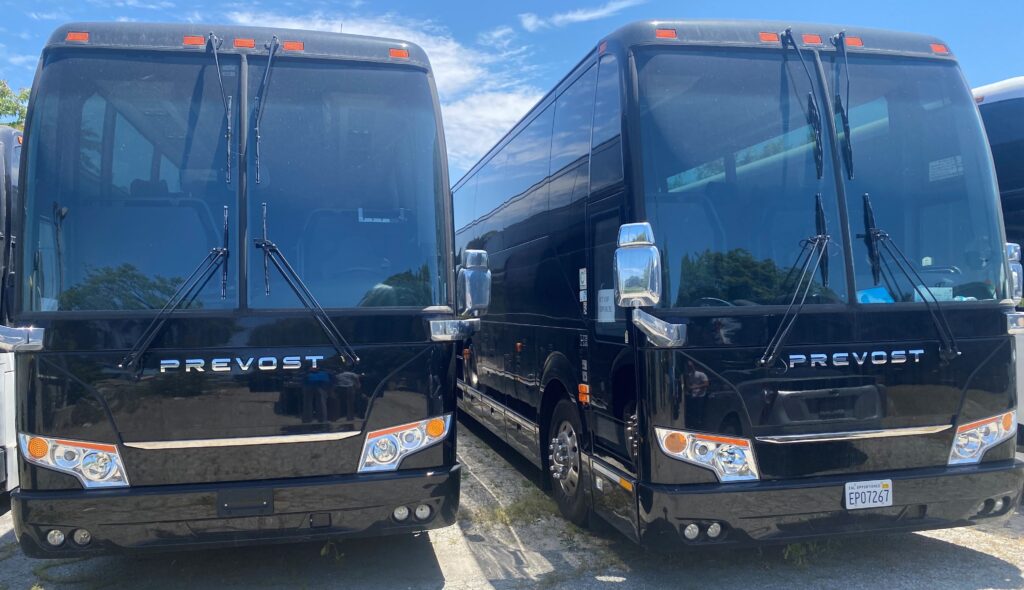 40 to 56-Passenger Luxury Charter Bus Rental In Los Angeles & Anaheim Book a 15 to 56 Passenger Charter Bus Today Please Call 310-641-8114/1-800-438-1814